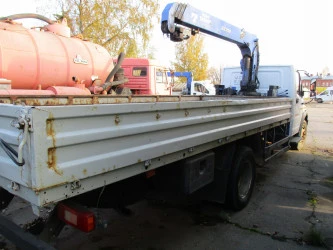 Грузовой бортовой автомобиль с манипулятором Чайка-Сервис 27845В